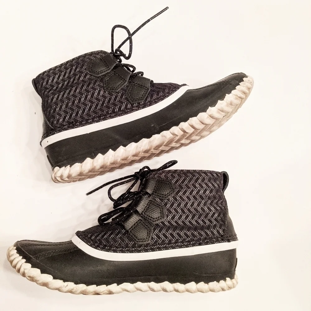 Sorel herringbone‎ out and about winter snow boots black
